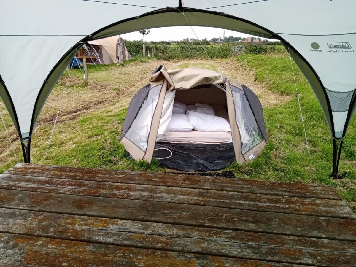 Basic 2P Tent Sotterum Hotel Cornwerd Exterior photo